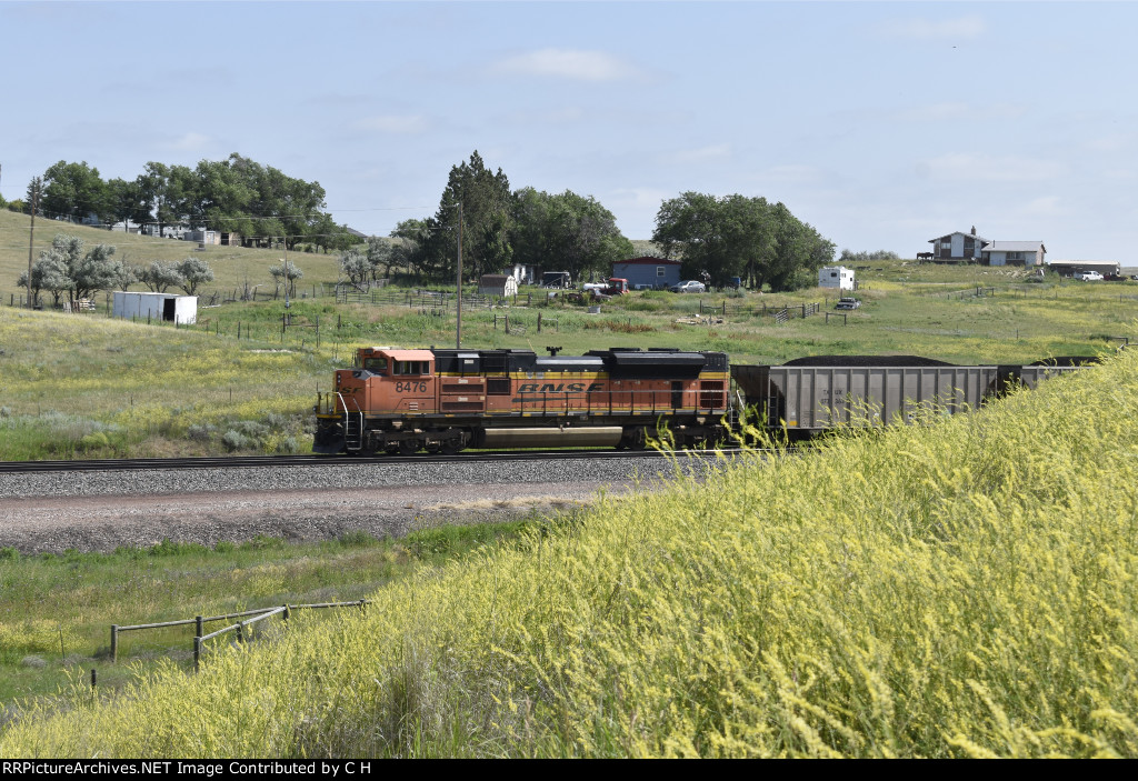 BNSF 8476